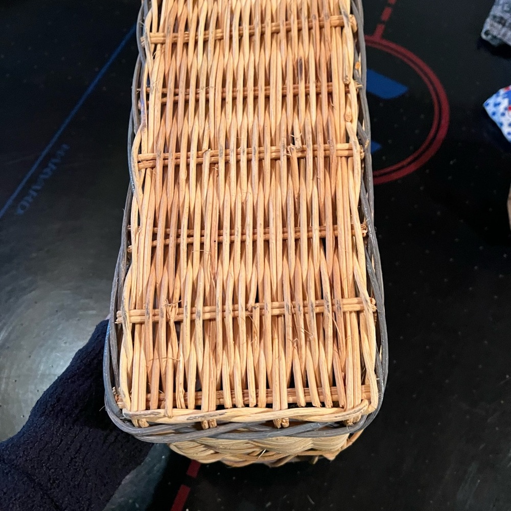 Basket with Ceramic Tiles - Picture 4 of 8